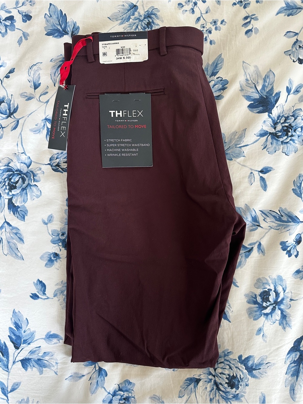 Tommy Hilfiger Men's THFlex Stretch Pants in Burgundy Size 34x32
